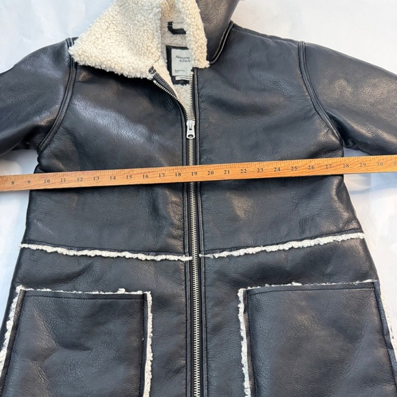 Abercrombie Fitch Blue Vegan Leather Sherpa Lined Jacket S Chore Outdoor Hiking - Picture 5 of 8